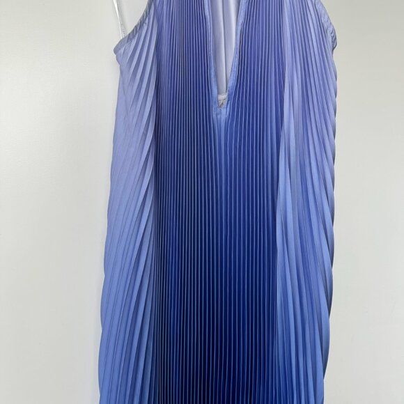 L'IDEE les éléments opera pleated asymmetric gown - Ocean Blue | Size: Small, 4 - Picture 10 of 14